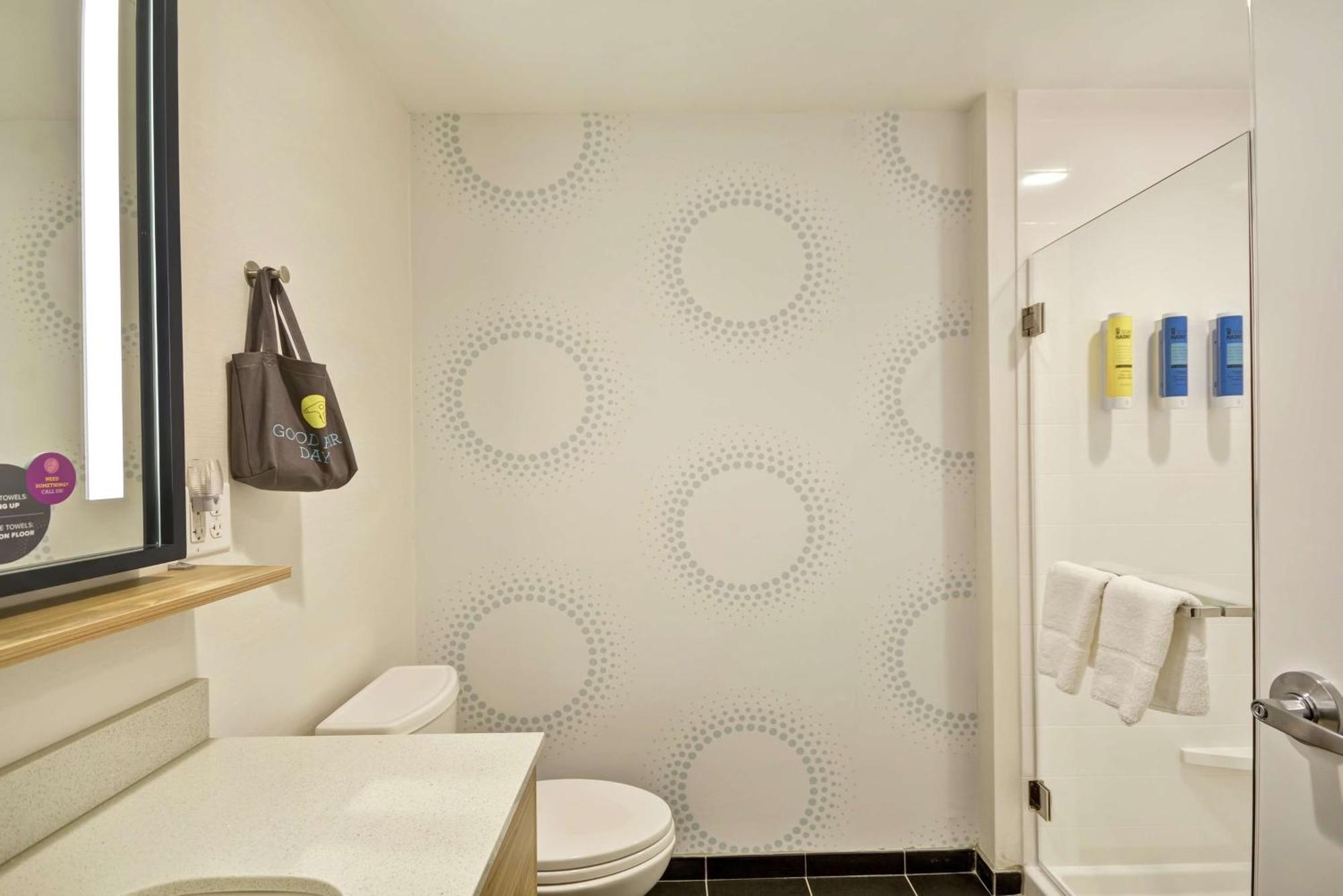 Tru By Hilton Huber Heights Dayton Hotel Bagian luar foto